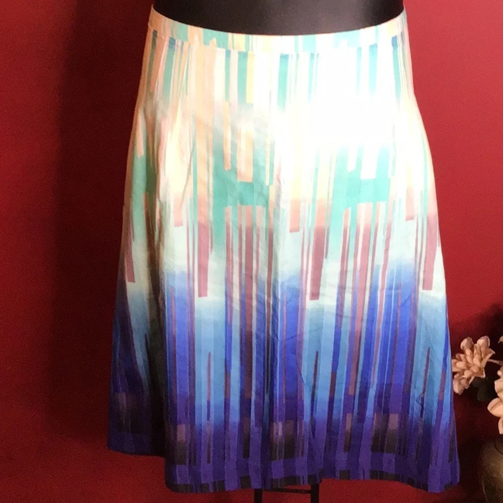 LANE BRYANT SKIRT SIZE 28